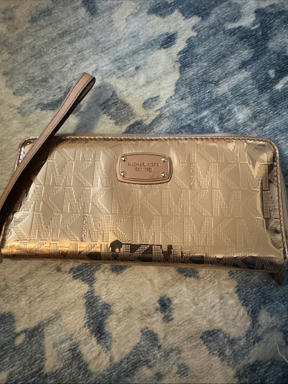 Michael Kors Rose Gold Logo Wristlet Clutch